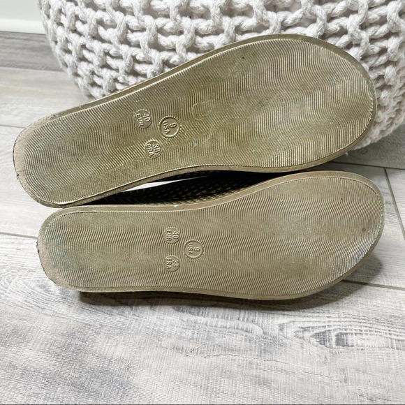 Jeffrey Campbell Fling 2 Metallic Jelly Wedge Sandals Gold Size 9 - Picture 7 of 7